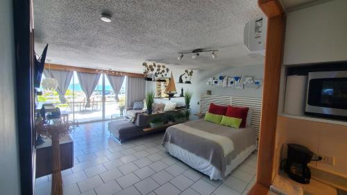 Cabezas Apartment | Cozy Apartment, Ocean Front