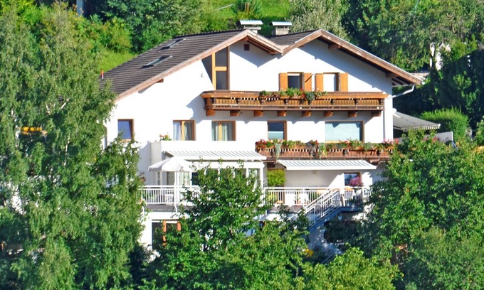 Landeck Apartment | Cozy apartment on the garden in a beautiful panoramic position