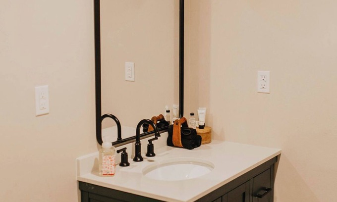 Dripping Springs Apartment | Cozy apartment outside of town - close to ALL of the best the area has to offer