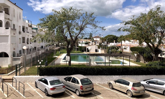 Sector S - Somormujo Condo | Cozy apartment with pool, 7 minutes from Matalascañas beach!