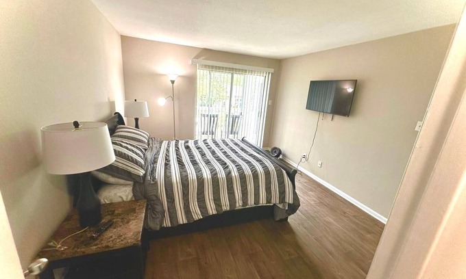 Owings Mills Apartment | Cozy apartment with WiFi and fitness room in delightful Owings Mills