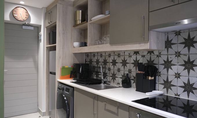 Stellenbosch Central Apartment | Cozy apartment with WiFi and AC in charming Stellenbosch