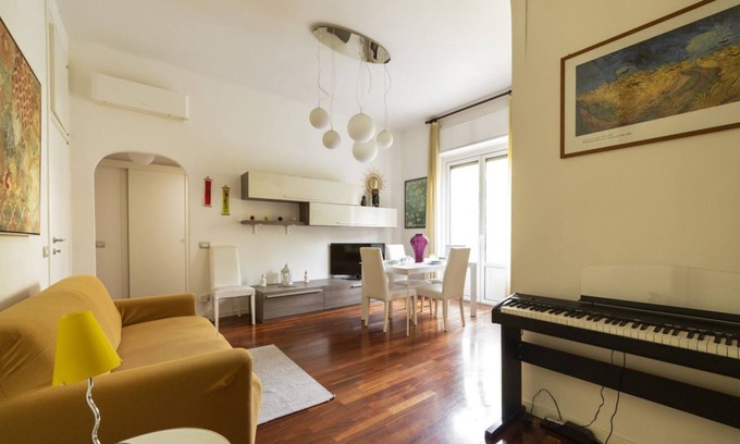 Calvairate Apartment | Cozy APT with balcony - Calvairate neighborhood