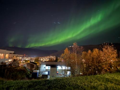 Tromso Apartment | Cozy Aurora View Apartments - Entire 3-Bedroom Fully Furnished Near City Centre