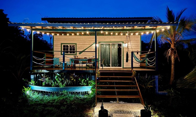 Tierra Oscura House | Cozy Casita Margarita - w/private dock with sunset views over the bay.