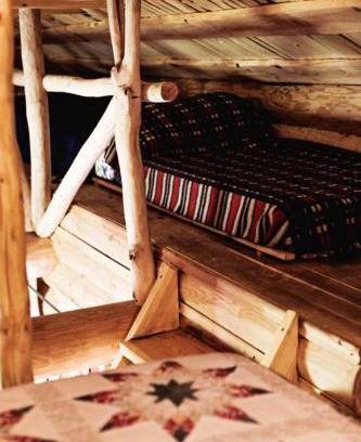 Klykiai Ski Chalet | Cozy cabin by the lake in ecological farm Kemešys