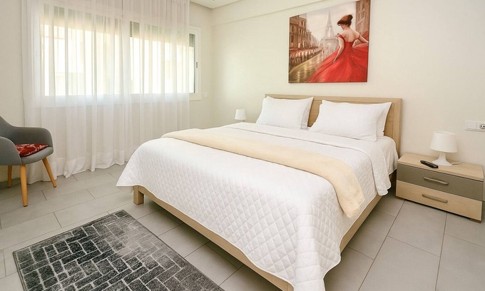 Casablanca Apartment | Cozy Central - Gym & Spa Services