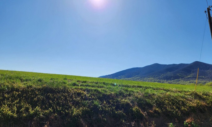 Peaks Cottage | Cozy Country Cottage