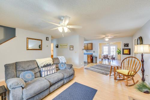 Cameron House | Cozy Couples Getaway with Private Yard in Cameron