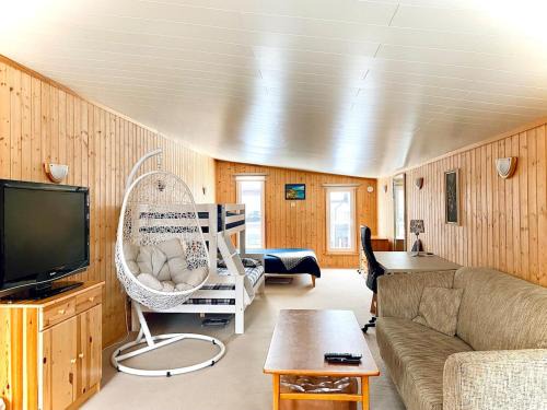 Haabersti Apartment | Cozy Garden House with a Sauna