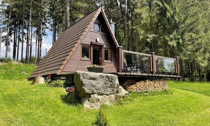Hammerbrucke Cabin | Cozy hiking and skiing hut in the Vogtland for families and couples