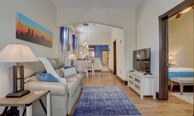 Cole House | Cozy Historic Bungalow Near DT & RiNo- New listing