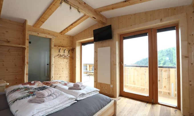 Zellberg House | Cozy holiday home next to the Hirschbichlalm