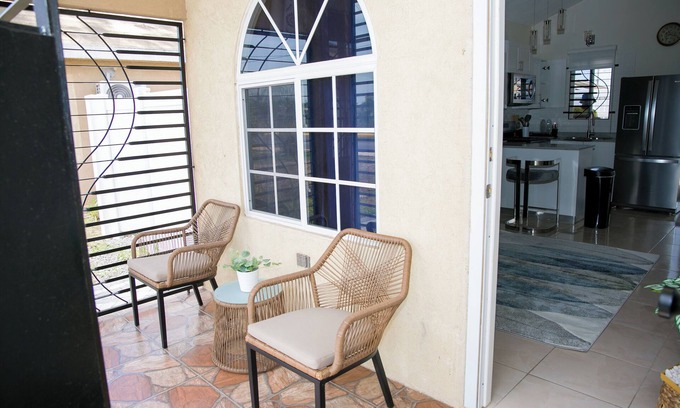 Portmore House | Cozy home away from home located 40mins from Kingston's International Airport.