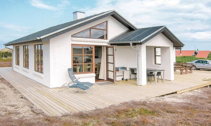 Klitmoller House | Cozy home in Thisted with sauna