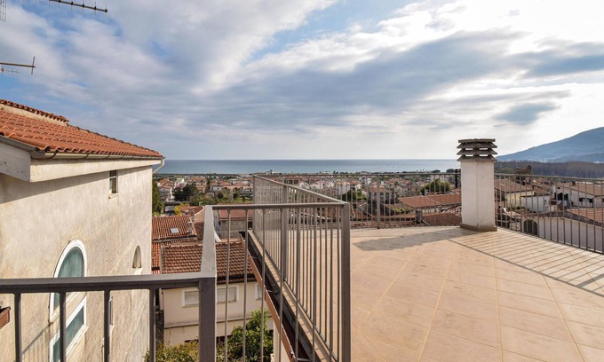 Policastro Bussentino House | Cozy home in Policastro Bussentino