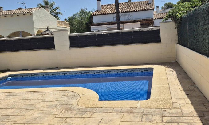 Riumar House | Cozy house with private pool, Wi-Fi, pet-friendly, near the beach