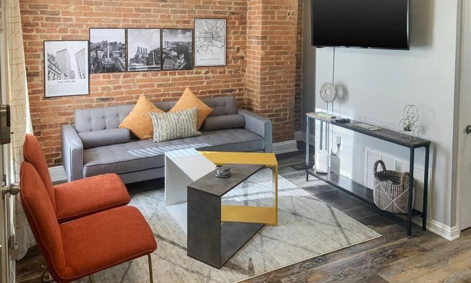 Fells Point Apartment | Cozy Modern Apt in the Heart of Fells Point!