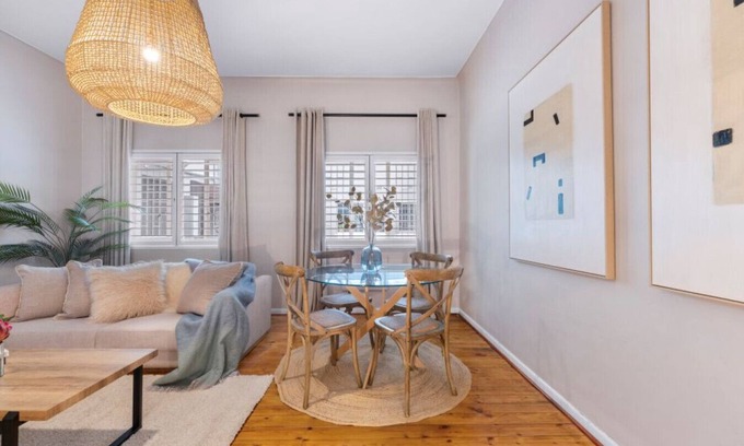 Cape Town City Centre Apartment | Cozy Oaks Apartment S