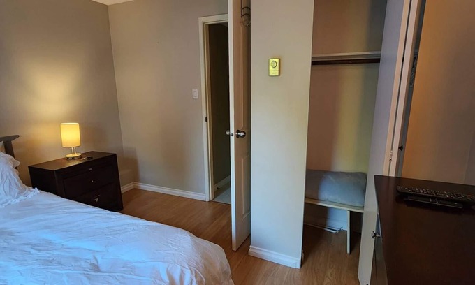 Richmond House | Cozy One Bedroom Available In Richmond! π‘β