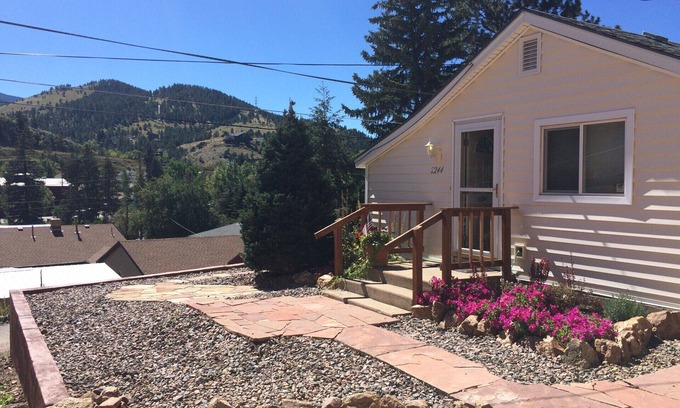 Idaho Springs House | Cozy Pet Friendly Home in Mtn Town-Lic# 2022-02