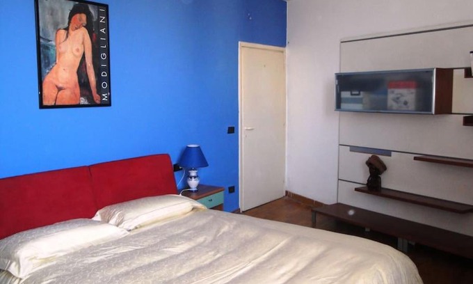 San Lorenzo House | cozy private room