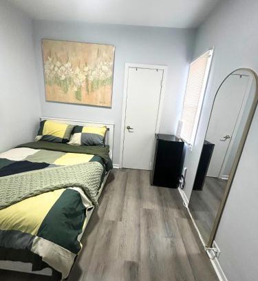 Rockcliffe - Smythe House | Cozy Private Room Near Downtown Toronto