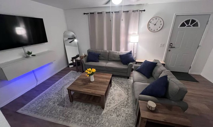 Ozark Apartment | Cozy remodeled duplex, unit #B. 2bed/1 bath unit with high-speed WiFi.