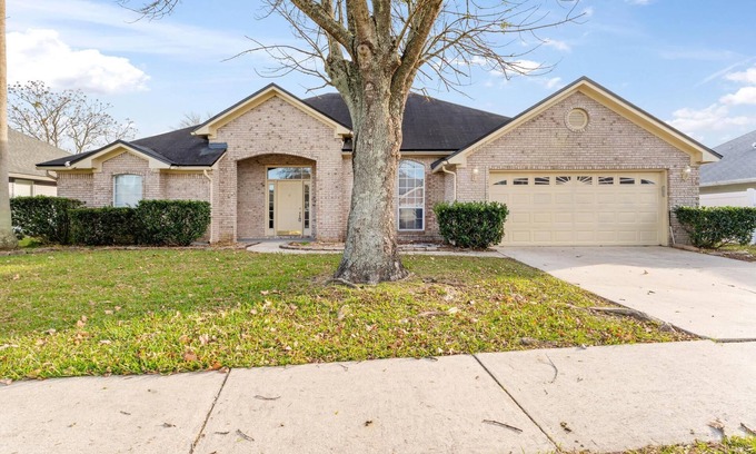 East Arlington House | Cozy Restful Memory 3BR@Neptune Beachn