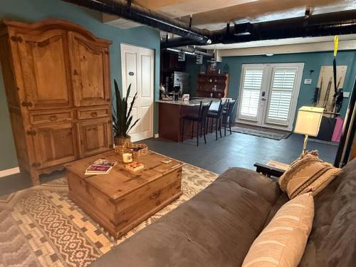 Brooksville Apartment | Cozy Retreat in the Heart of it all!