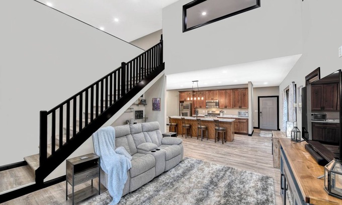 Loretto House | Cozy retreat promises an escape from the hustle and bustle of everyday life.