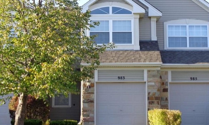 Clarksville House | Cozy Single Family House Sleeps Up to 6