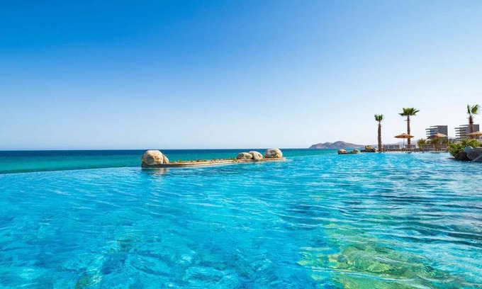 Downtown San Jose del Cabo Hotel | Cozy studio in charming Villa La Valencia one of the areas primer resorts.