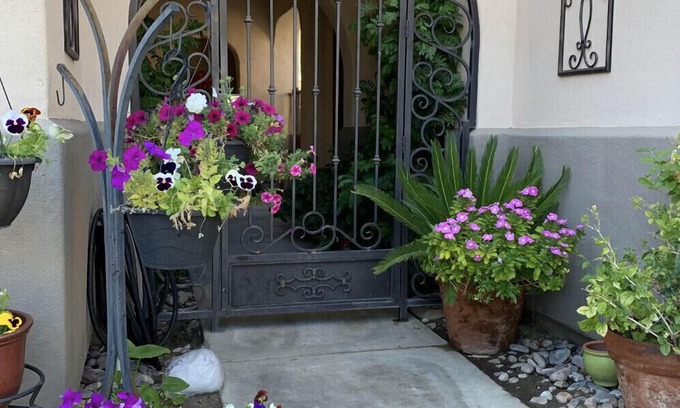 Indio Apartment | Cozy studio just 5 min. Away from Coachella fest