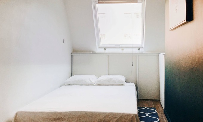 Faubourg-du-Roule Apartment | Cozy Studio – Perfect for a Stay in Paris