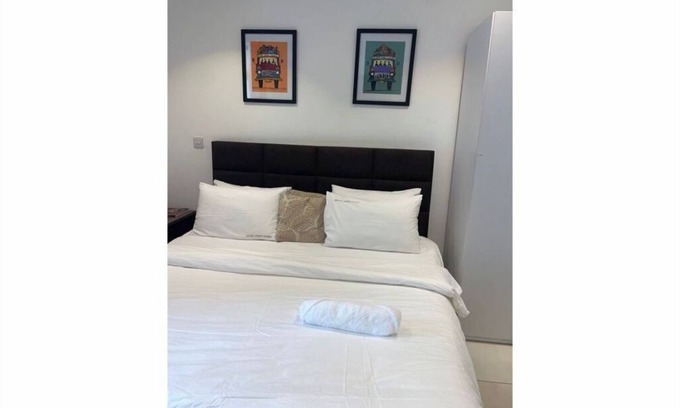 Cantonments Apartment | Cozy studio with AC and fitness room and swimming pool in lovely Cantonments