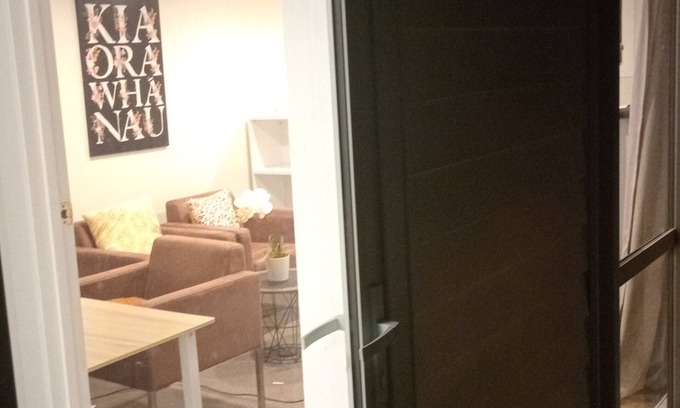 Maungaraki Apartment | Cozy studio with WiFi in delightful Maungaraki