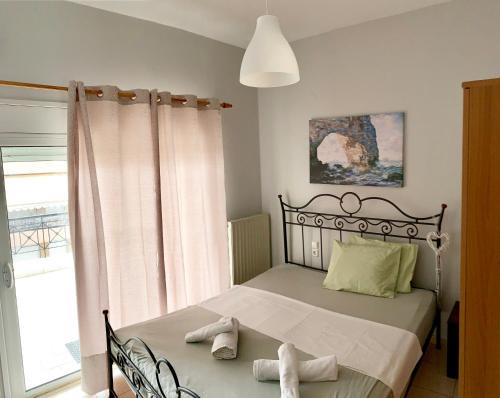 Volos City Centre Apartment | Cozy sunny studio apartment