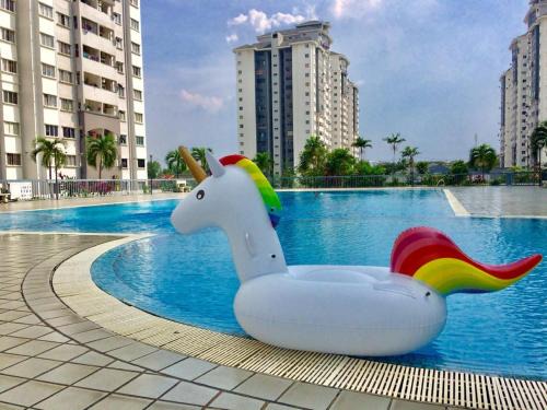 Kuala Lumpur Apartment | Cozy Suria Kipark Damansara 3R2B Apartment Max 8pax