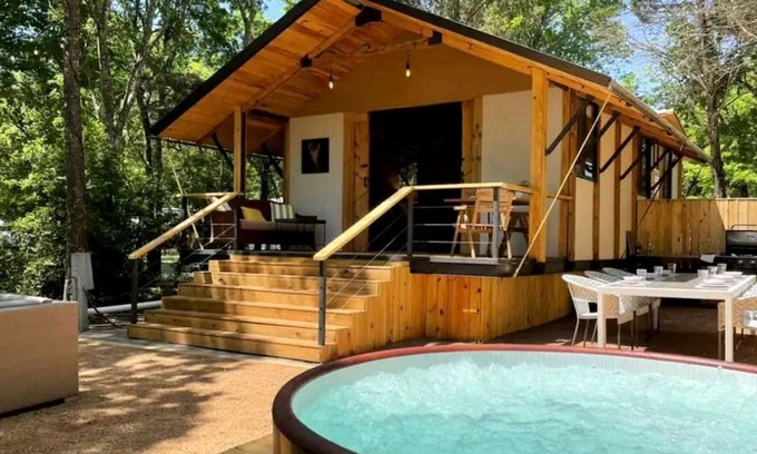 Bastrop Cabin | Cozy Texan Cabin, Perfect for a Weekend Getaway