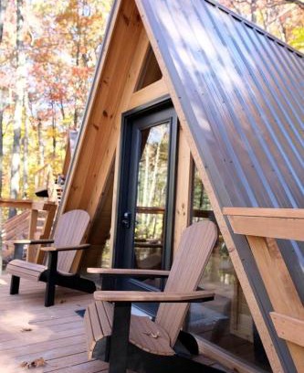 Scio Ski Chalet | Cozy Tree Cabin with Wonderful Views from the Deck in Ohio