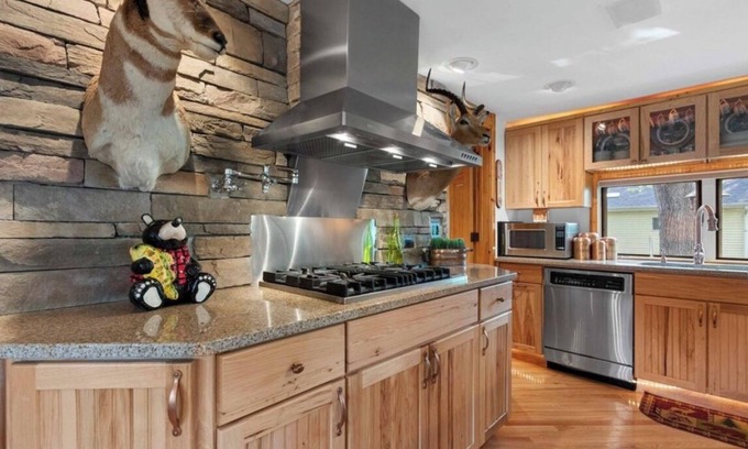 Crivitz Cabin | Cozy waterfront cabin retreat in Crivitz WI