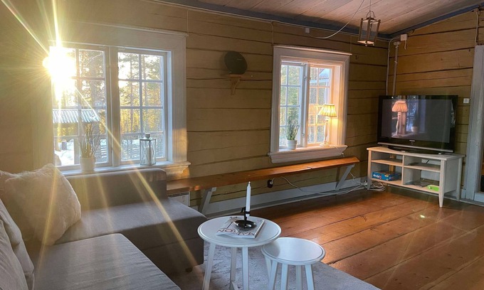Bollnas Cabin | Cozy winter cottage close to nature, quiet and comfortable, the stars are looking out