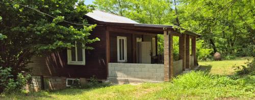 Likani Ski Chalet | Cozy Wooden House in Shrosha, Imereti