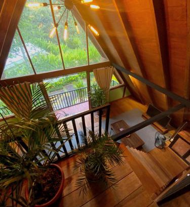 Kuta Ski Chalet | Cozy Wooden House with Attic