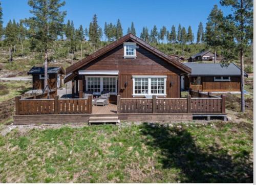 Amot House | Cozy year-round cabin with sauna at Furutangen