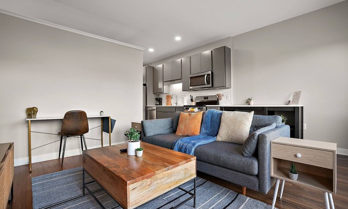 Downtown Minneapolis Apartment | CozySuites Marquee | pool, gym #02