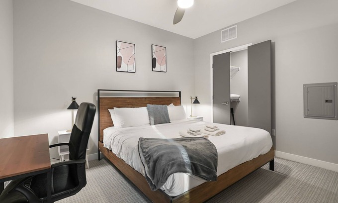 Downtown Minneapolis Apartment | CozySuites Marquee | pool, gym #03