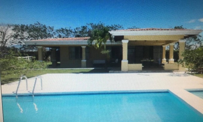 La Garita Villa | Farm ,house and swimming pool, 45 minutes from beaches, 15 minutes from Airport