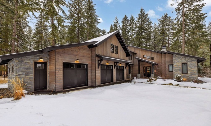 Roslyn House | Crafted for Connection, Filled with Holiday Magic - Avail Thanksgiving